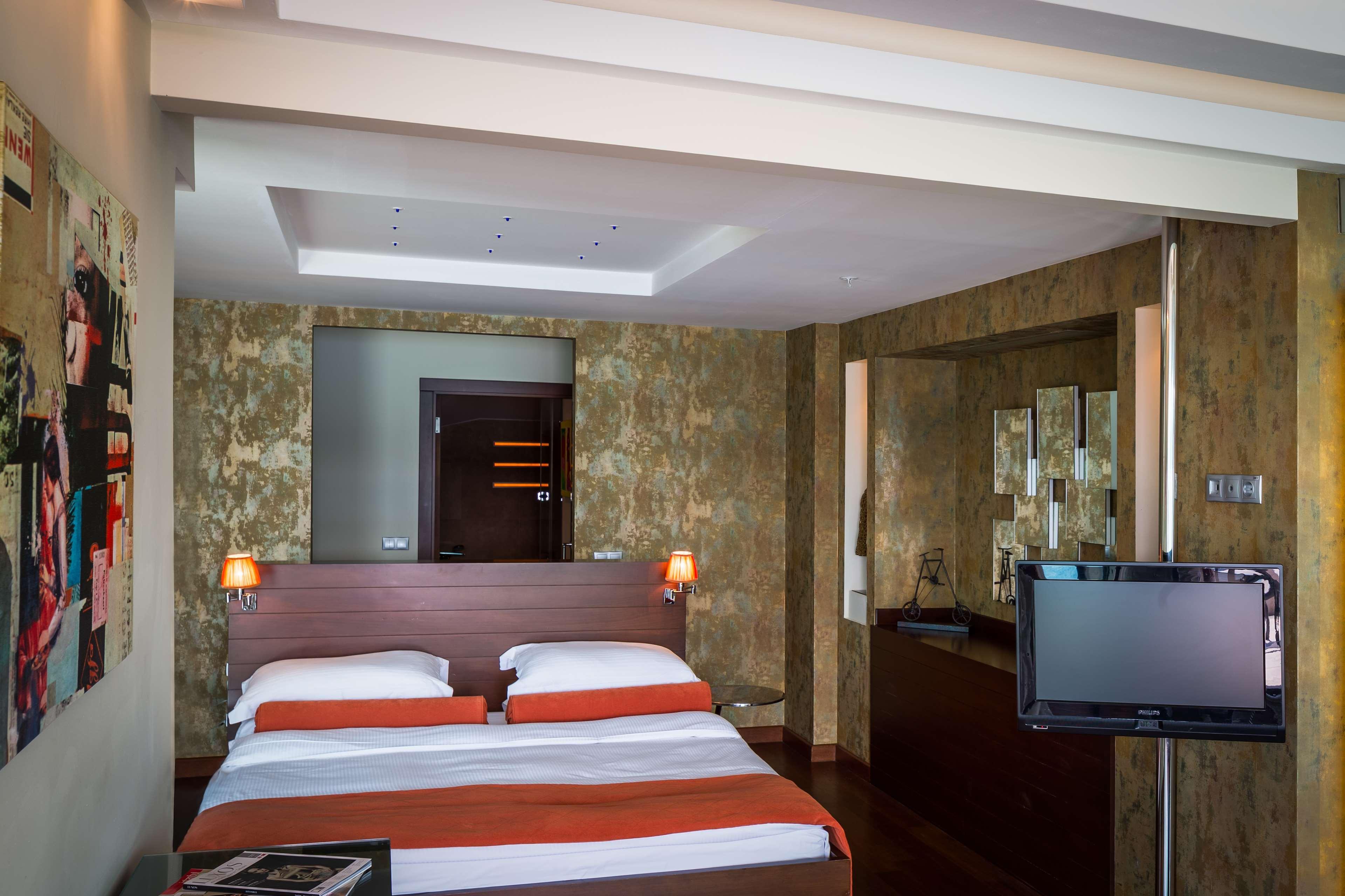 Radisson Blu Bosphorus Hotel Stambuł Zewnętrze zdjęcie A bedroom at the hotel