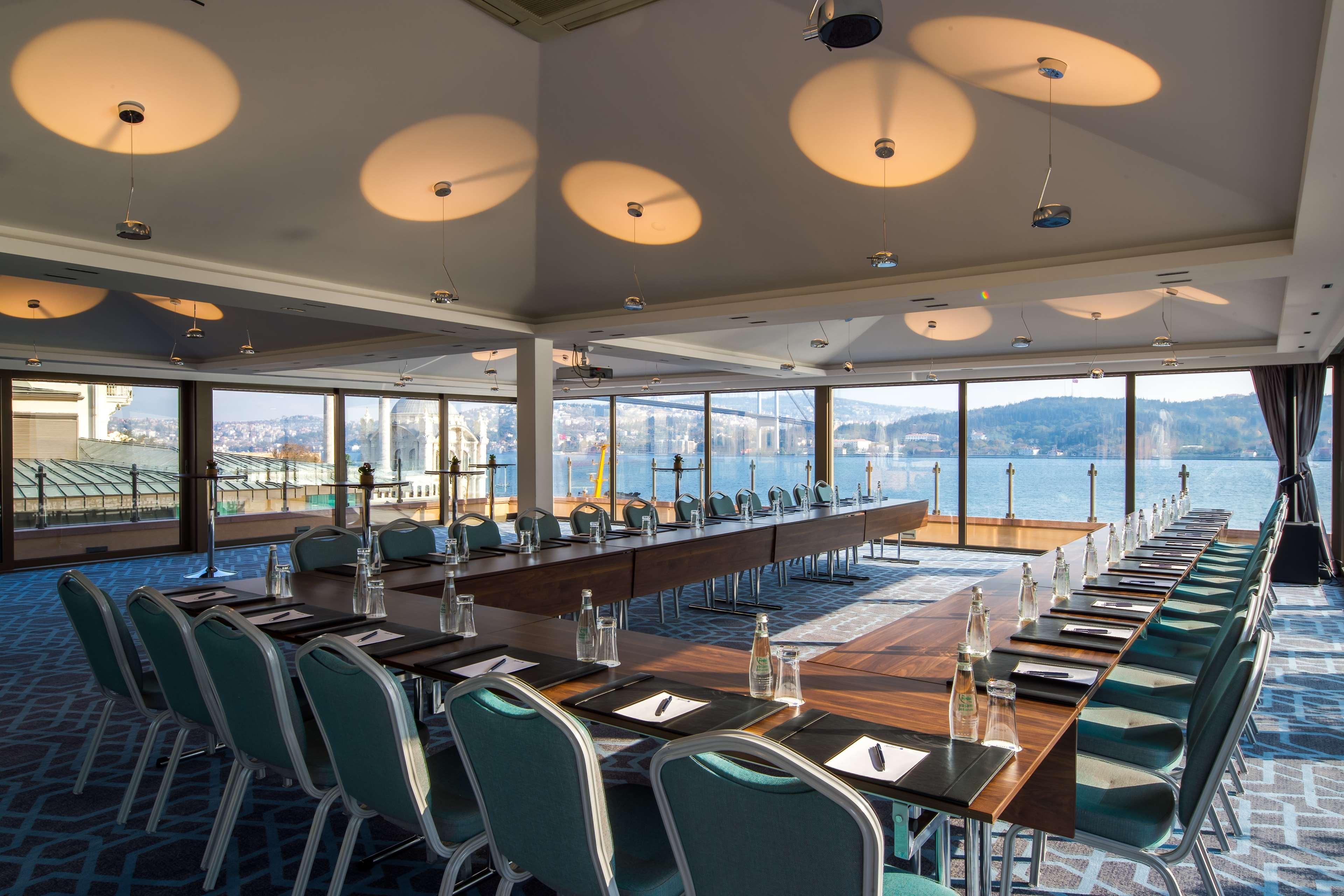 Radisson Blu Bosphorus Hotel Stambuł Zewnętrze zdjęcie The meeting room